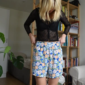 Shorts Monki storlek S - Shorts från monki- använt fåtal gånger