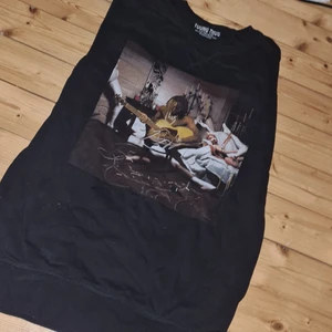 Mister Tee, Beautiful thugger girls sweatshirt - Beautiful thugger girls sweatshirt Storlek M Nyskick