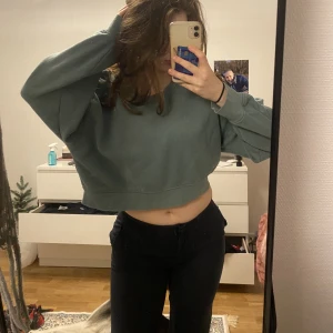 Overseas tröja  - gullig Overseas magtröja 