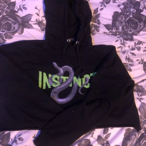 Huvtröja - Magtröja