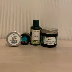  Four things from the body shop, not used 