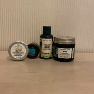 The body shop  -  Four things from the body shop, not used 