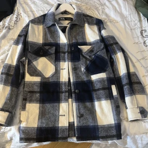 Zara jacka - Rutig zara jacka oversized
