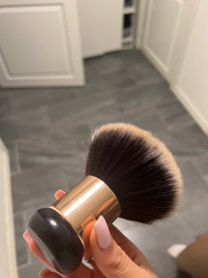 Sminkborste - Stor sminkborste. Ny!