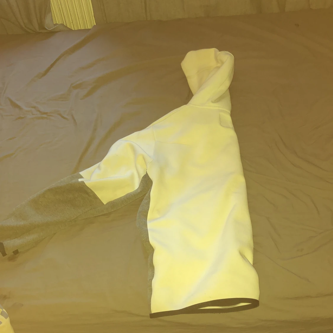 Nike tech hoodie storlek l men passar m också - 90