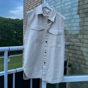 Väst från Hm - Väst från hm, strl M, 150kr