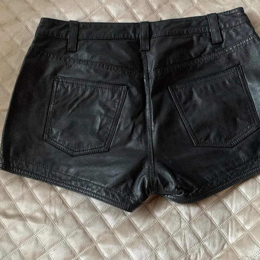 Använd bara 1 gång . Shorts.