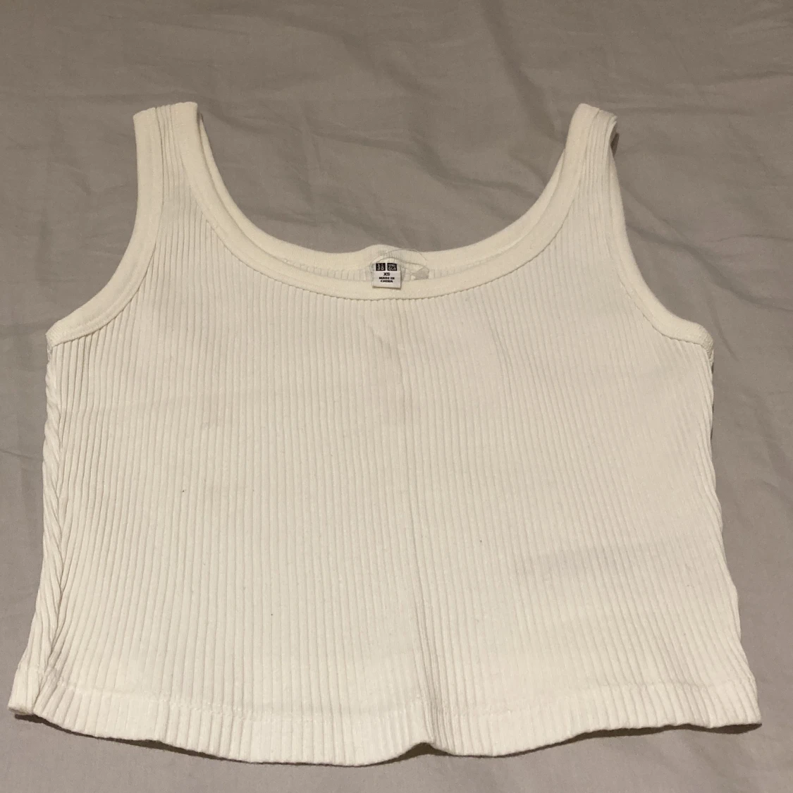 Uniqlo White Tank Top 