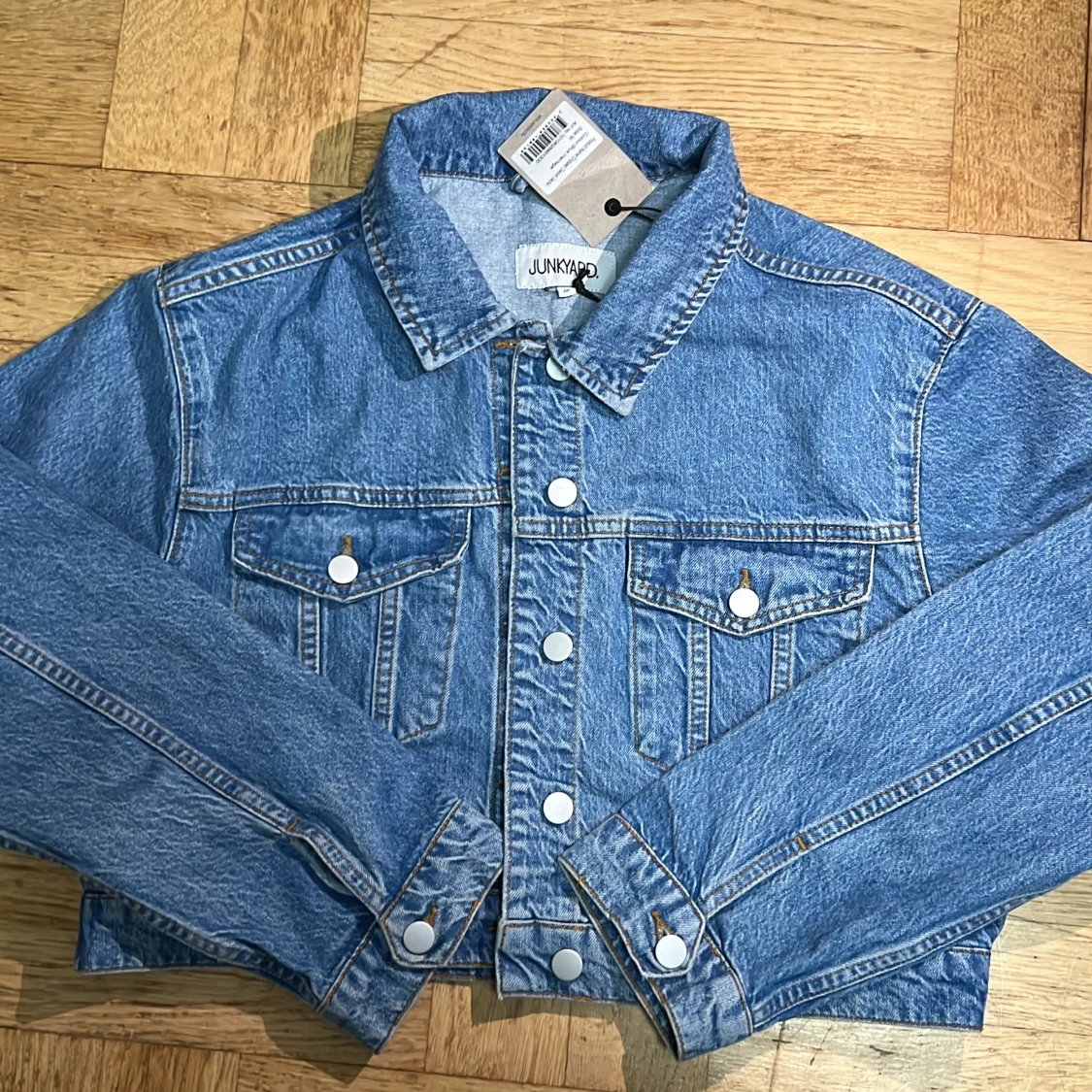 Säljer min jeans jacka