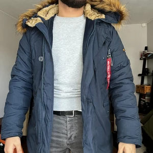 Alpha Industries Parkas Jacket - Väldigt fin och oanvänd parkas jacka. Unik modell från Alpha Industries