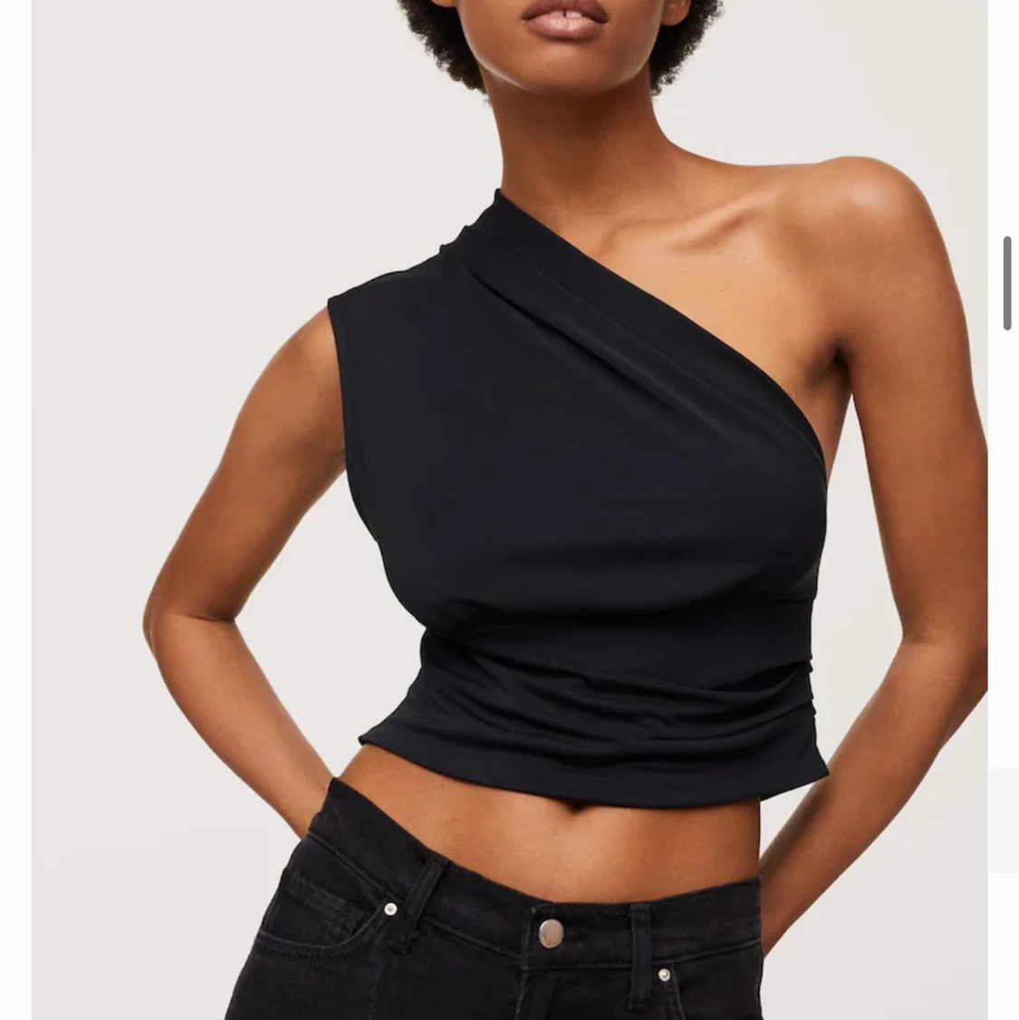 Oneshoulder top från Mango! 