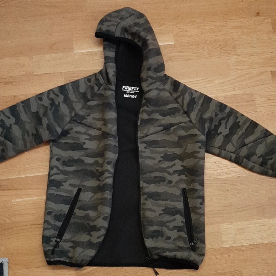 Grade school size/ women's 