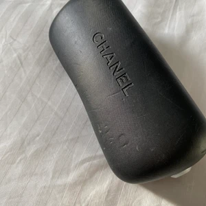 Vintage Chanel solglasögon  -  2000’s solglasögon. Fåtal gånger använt!  