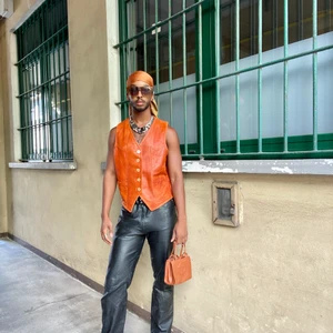 Orange leather vest  - thrifted orange leather vest - great condition. Perfect for spring colourful outfits ✨🧡