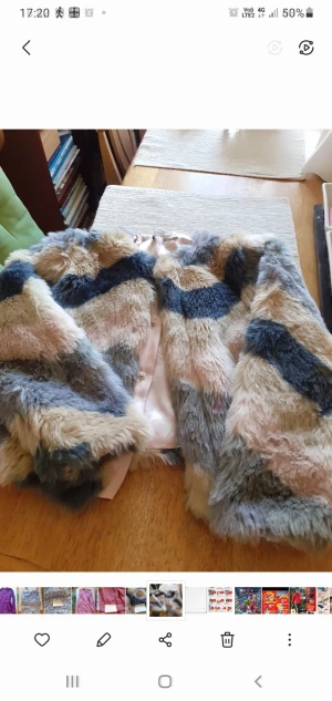 Barnkläder - Säljer kläder till barn i olika storlekar. Den första str 122, den andra 5-6 år och den tredje 7-8 år