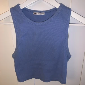 Zara linne  - Säljer mitt blåa zara linne för den inte kommer till användning.