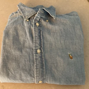 Ralp Lauren champrey shirt - XL 18-20 år, light Denim 