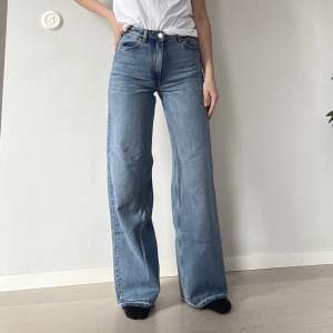 Highwaist wide jeans från Monki⭐️