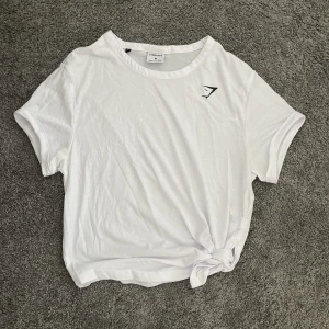 Gymshark tshirt - Träningströja från gymshark i storlek M. 