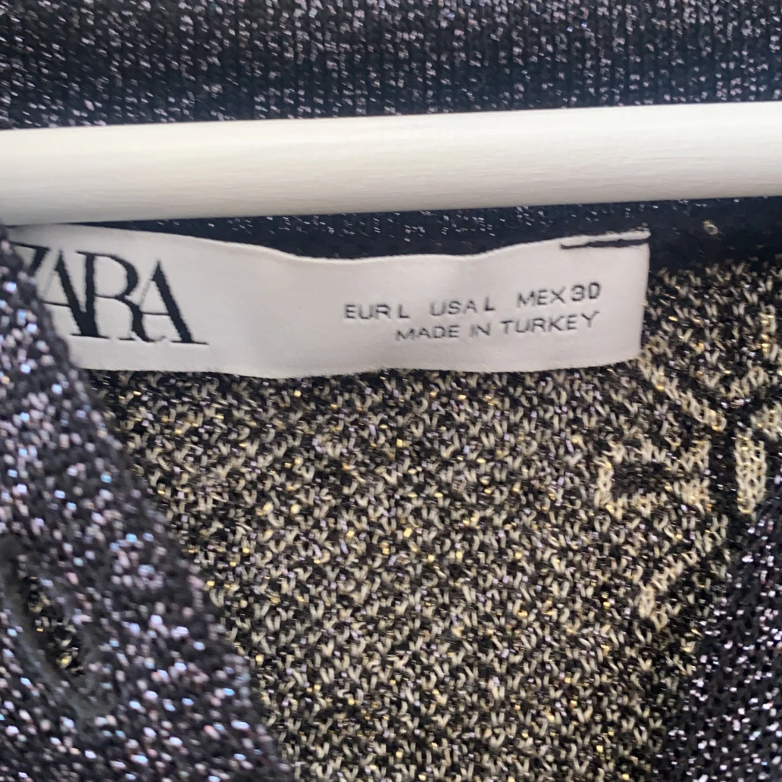 Glittrig Skjort/klänning från Zara  - 91