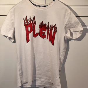 Philipp Plein T Shirt - Philipp Plein T-shirt. Cond 8/10