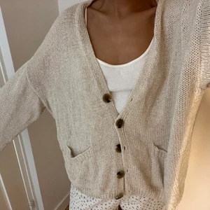 Kofta  - Så söt stickad kofta från zara!😊