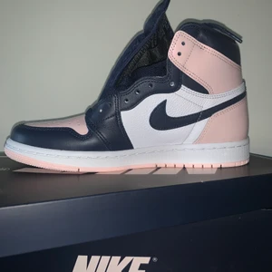 Air Jordan 1 High OG Atmosphere - 38, aldrig använda