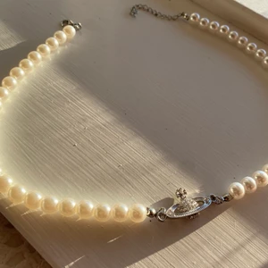 Halsband  - Aldrig använt (det är såklart fake)