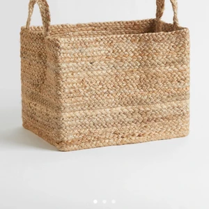 Korg - Ny! Prislapp kvar! 200kr inkl frakt