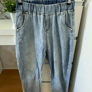 Jeans M - Jeans som är nästan använder 
