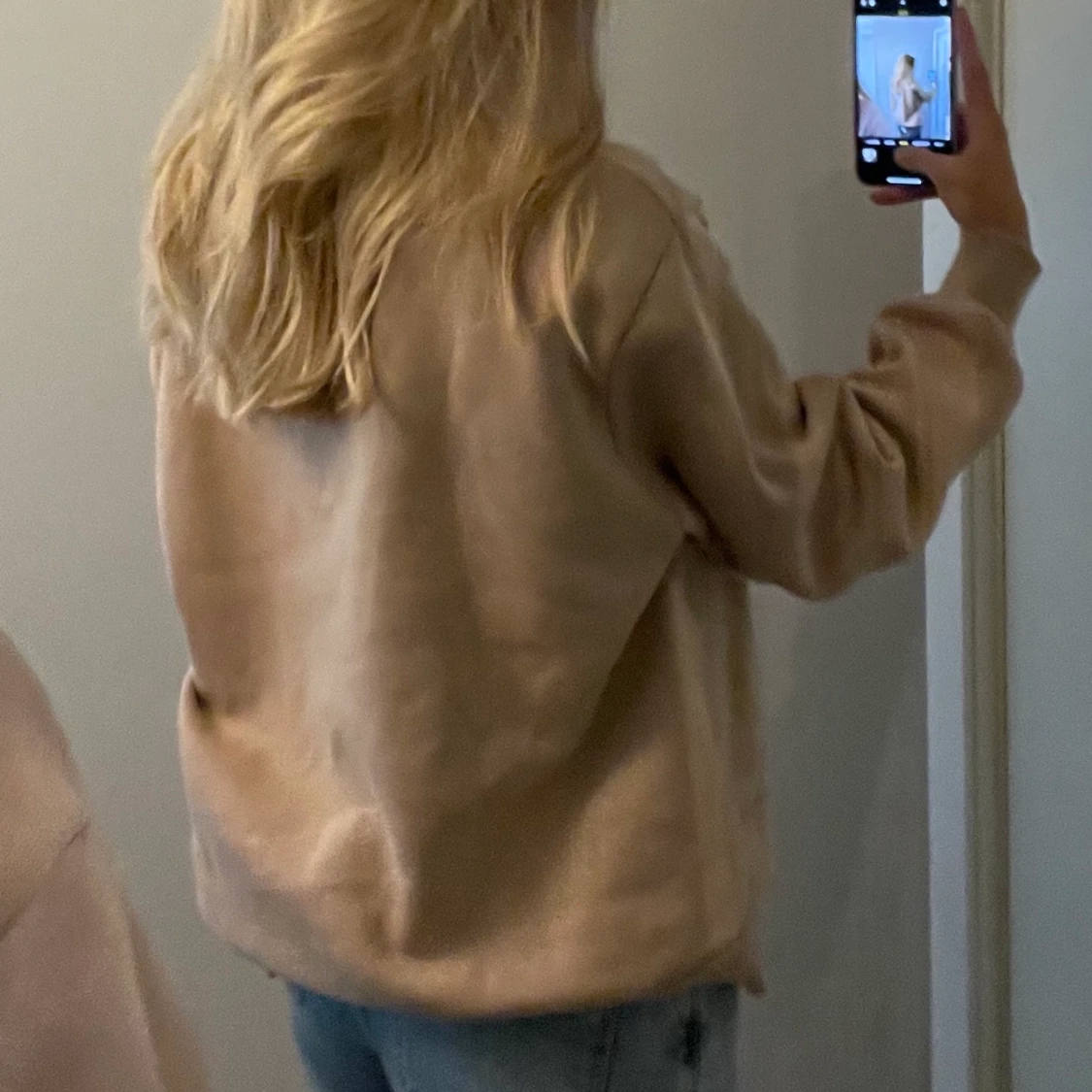 Sweatshirt från nelly  - 90