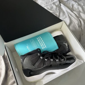 Air Jordan 11 - Helt nya 