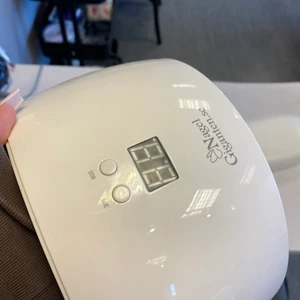 Nagellampa - Väl använd men funkar fortfarande bra