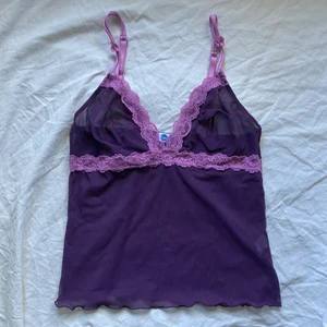 Mesh y2k topp - söt mesh topp, från bodybloom france. har justerbara band. köparen står för frakt. ⭐️