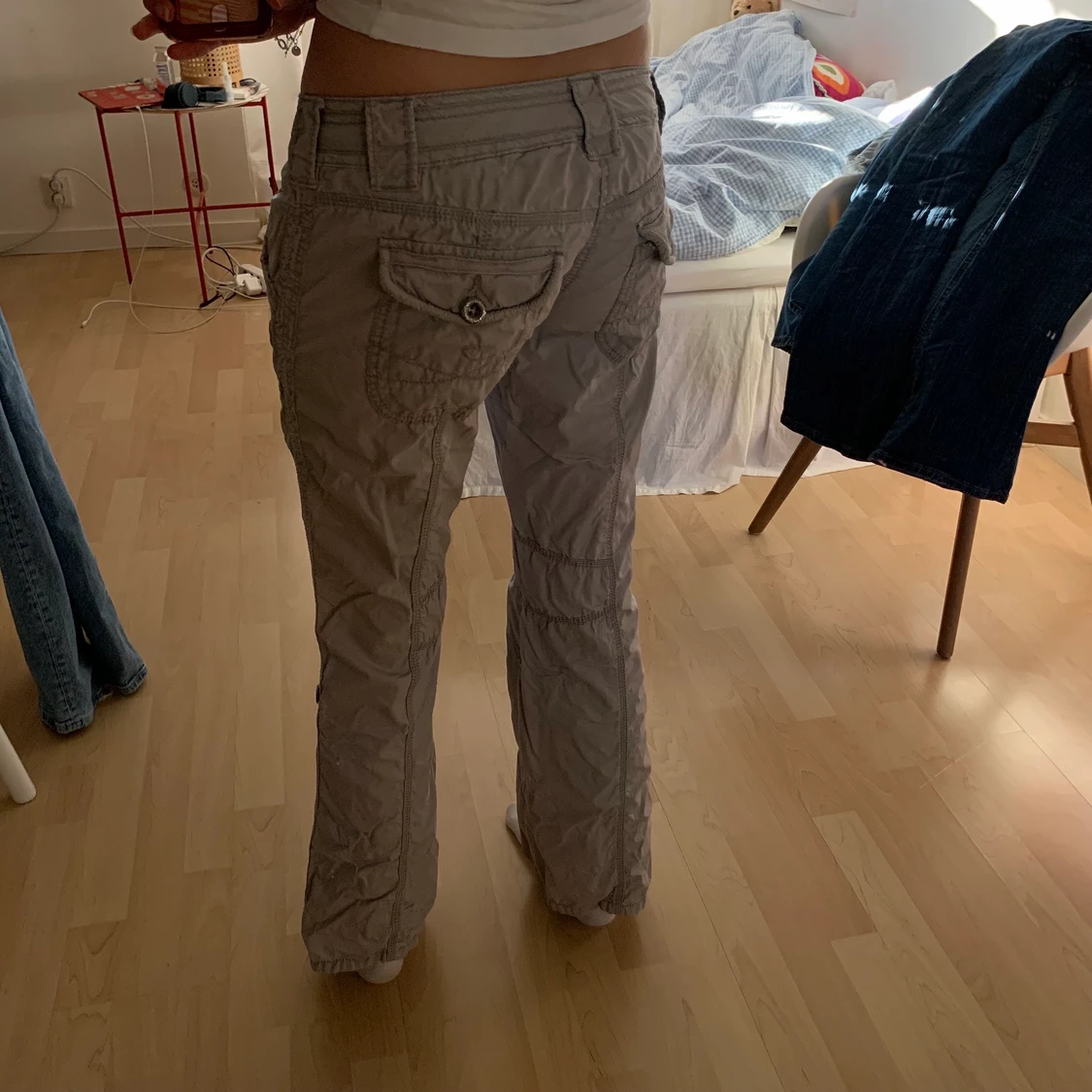 Lågmidjade cargobyxor - 90
