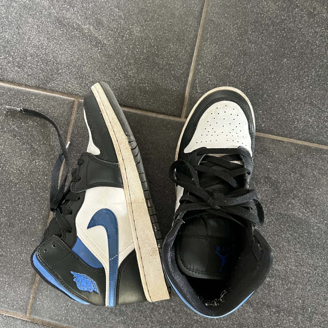 Air Jordan 1 Mid White Racer Blue - 91