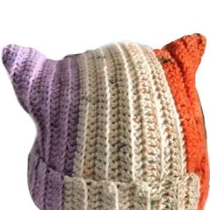 Cat beanie - En handgjord Cat beanie som jag gör själv! man kan välja färg själv och det tar upp till en vecka innan jag är klar. denna bild är från Pinterest men mina ser likadana ut! Skriv till mig vid intresse på 0728583612