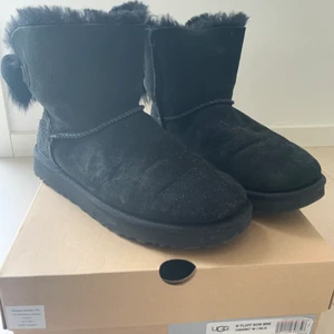Uggs  - Super fina uggs i storlek 39 i fint skick 