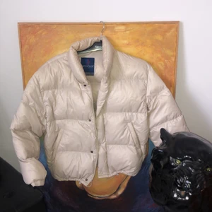 Vintage Moncler grenoble - Vintage 100% äkta jacka från Moncler modell grenoble. Perfekt passform och i fint skick  Passar en xs-m och bud börjar från 1000kr🥰