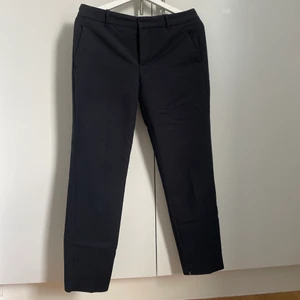 Zara kostymbyxa strl M - Zara kostymbyxa strl M
