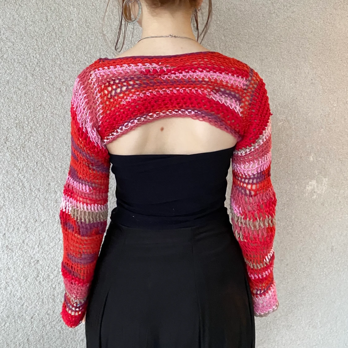 Virkad röd kort tröja  - 91