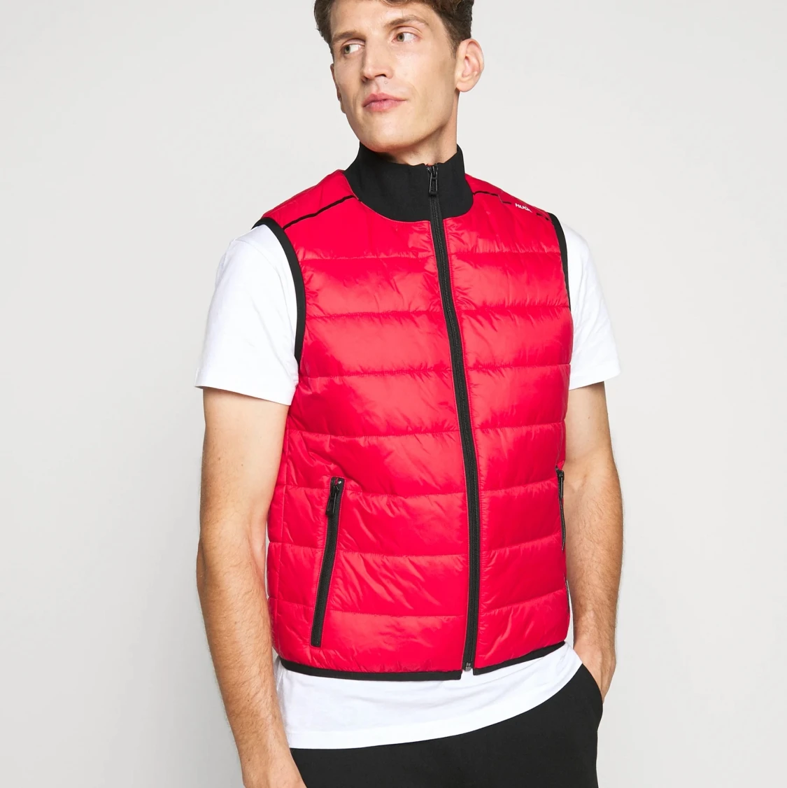 Hugo boss väst - 90