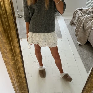 Populär zara kjol - Säljer populär zara kjol som jag köpte förra året!