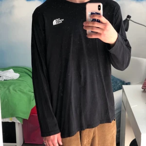 The North Face Longsleeve - Långärmad tröja i perfekt skick!