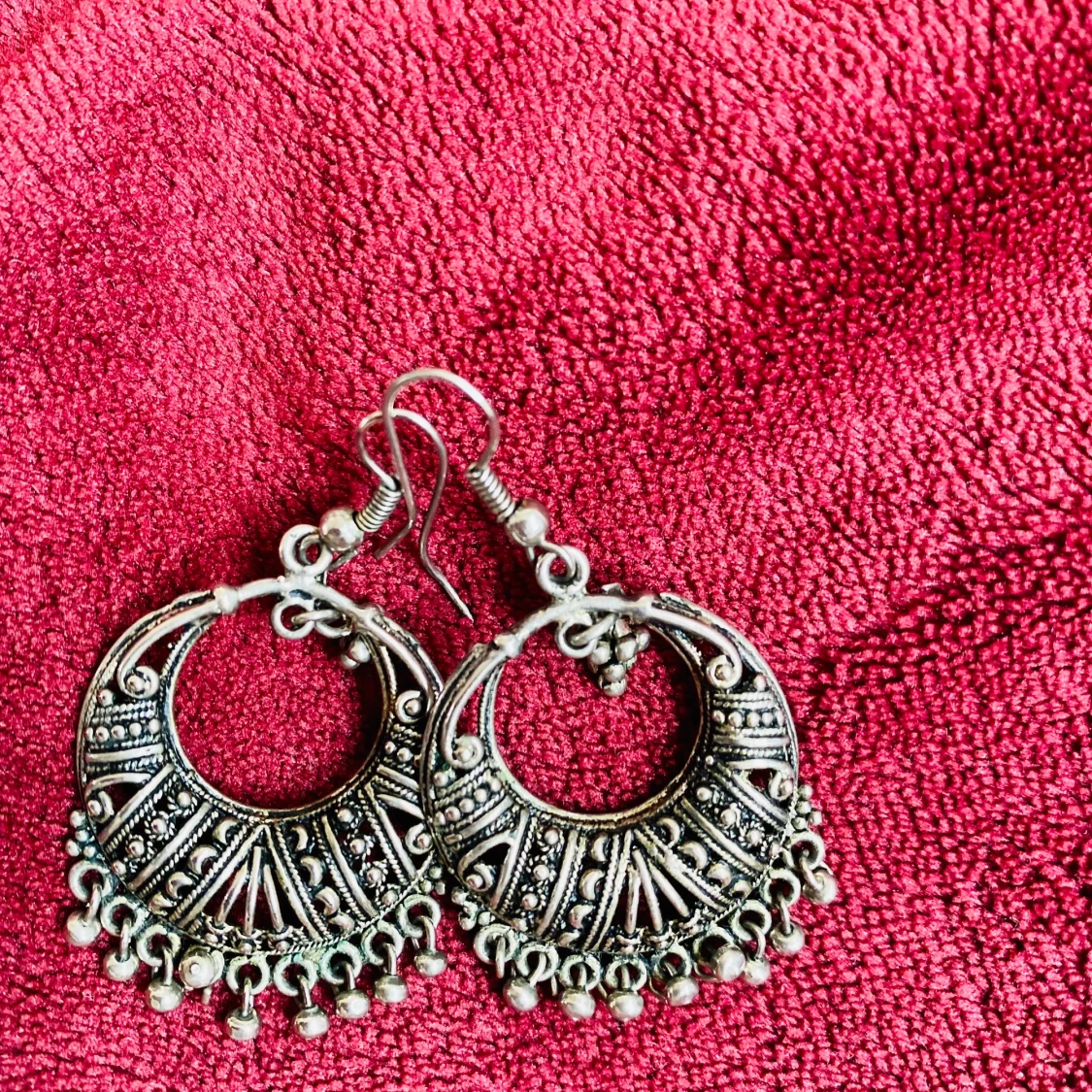Silver colored stainless steel earrings from India  - 90