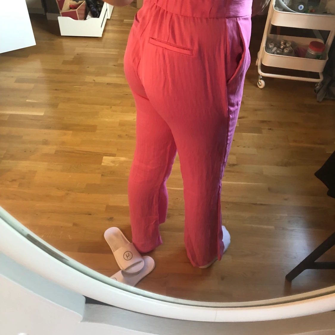 Rosa kostymbyxor - 90