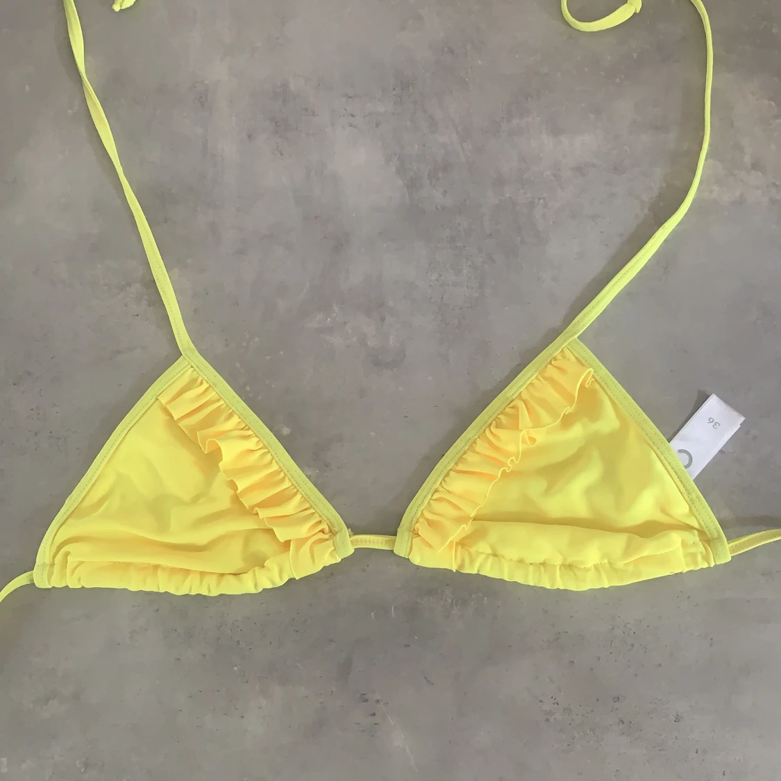 Bikiniöverdel Cubus 