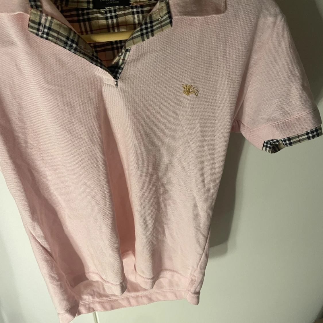 Burberry tshirt  - 91