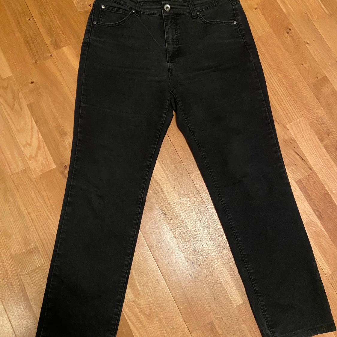 Svarta mum jeans - 90