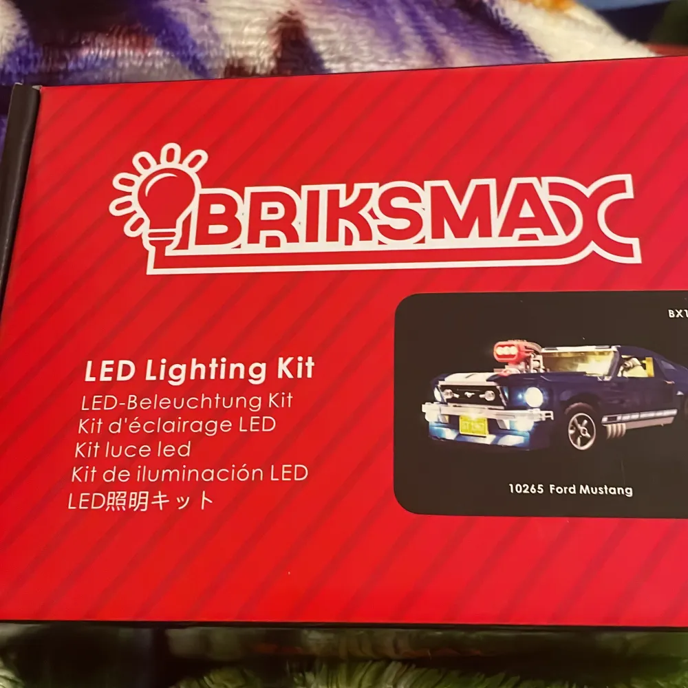 Briksmax LED lighting kit 10265 ford mustang Jag har inte använt den jag har öppnat den bara för foton. Jätte bra för julklapp . Asusteet.